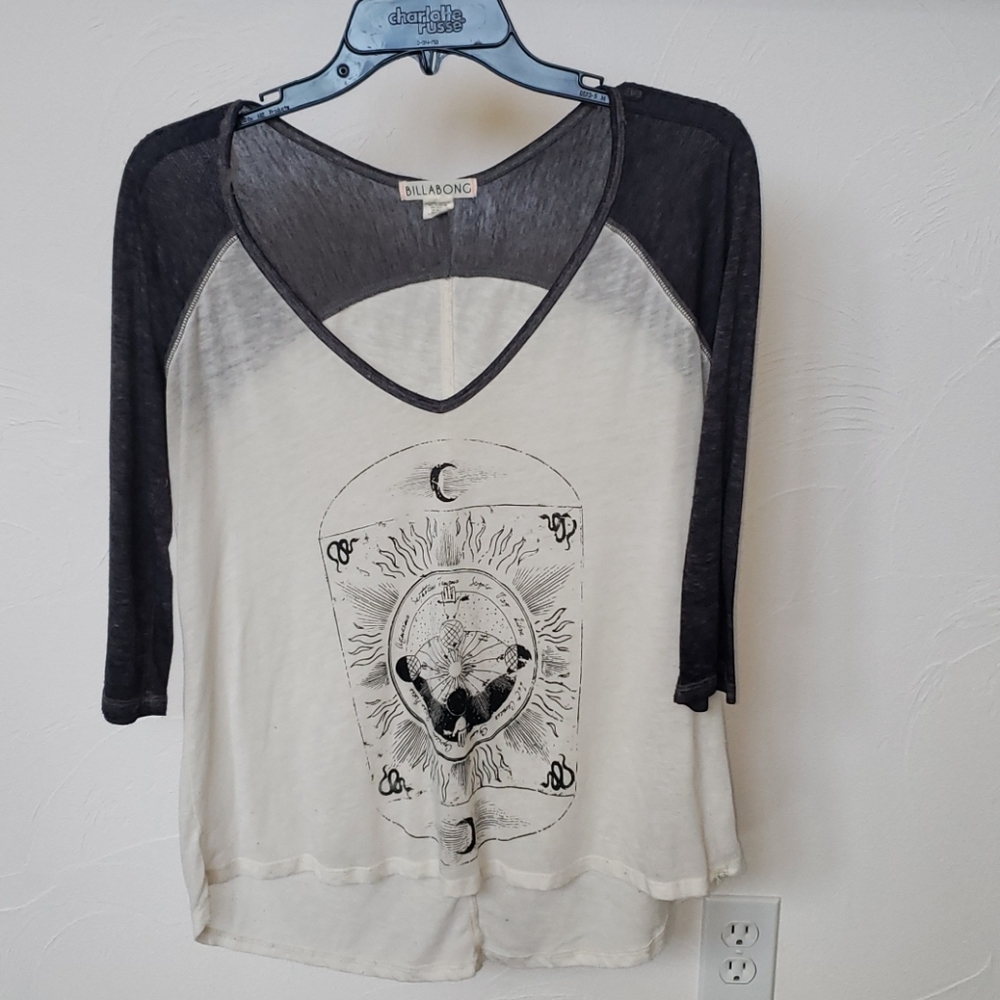Billabong graphics shirt